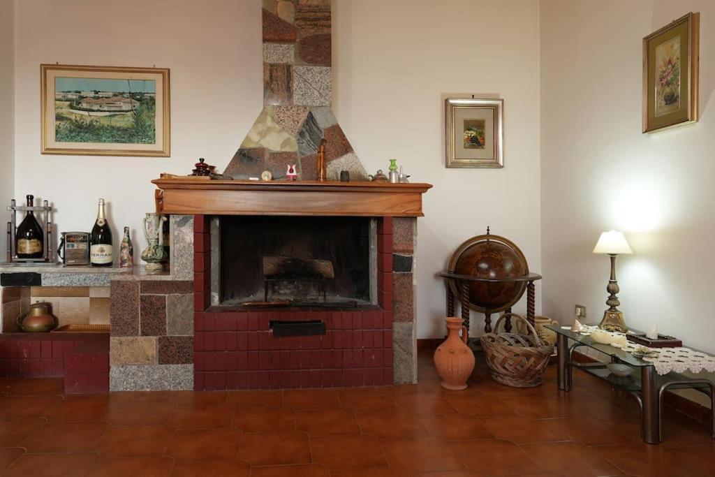 Villa Ada Лепорано Екстериор снимка